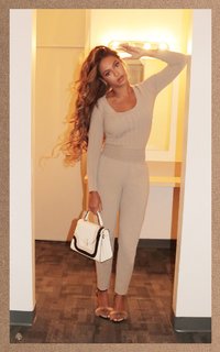 Beyoncé feet photo thumbnail