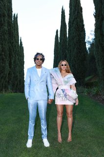 Beyoncé feet photo thumbnail