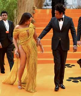 Beyoncé feet photo thumbnail