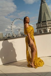 Beyoncé feet photo thumbnail