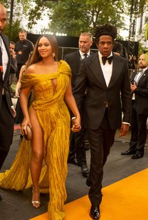 Beyoncé feet photo thumbnail