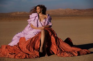 Beyoncé feet photo thumbnail