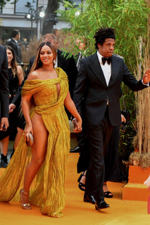 Beyoncé feet photo thumbnail