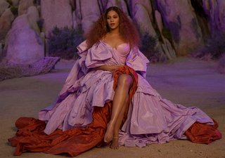 Beyoncé feet photo thumbnail