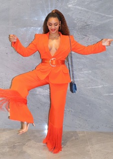 Beyoncé feet photo thumbnail