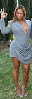 Beyoncé feet photo thumbnail