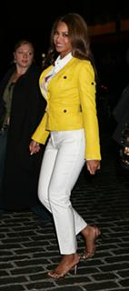 Beyoncé feet photo thumbnail
