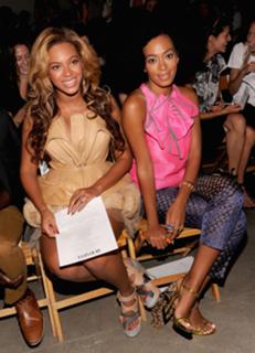Beyoncé feet photo thumbnail