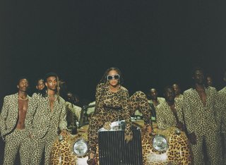 Beyoncé feet photo thumbnail