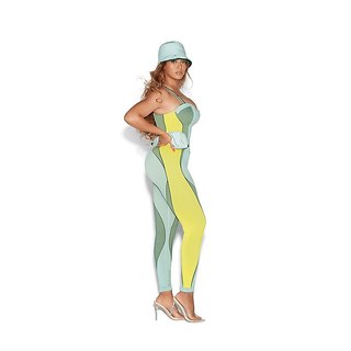 Beyoncé feet photo thumbnail