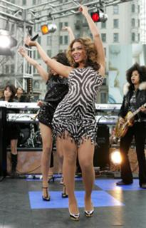 Beyoncé feet photo thumbnail