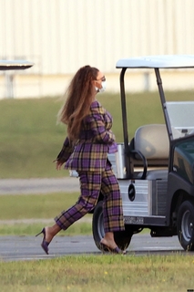 Beyoncé feet photo thumbnail
