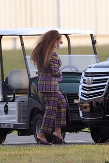Beyoncé feet photo thumbnail