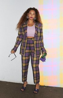 Beyoncé feet photo thumbnail