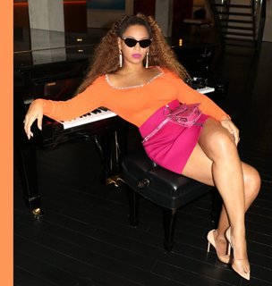 Beyoncé feet photo thumbnail