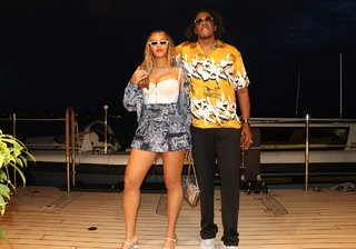 Beyoncé feet photo thumbnail