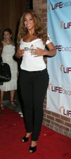Beyoncé feet photo thumbnail