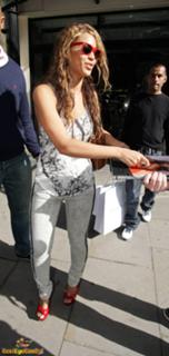 Beyoncé feet photo thumbnail