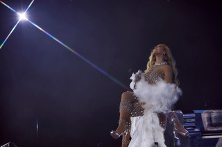 Beyoncé feet photo thumbnail
