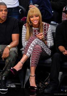 Beyoncé feet photo thumbnail
