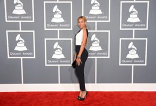 Beyoncé feet photo thumbnail