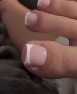 Bhad Bhabie feet photo thumbnail