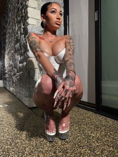Bhad Bhabie feet photo thumbnail