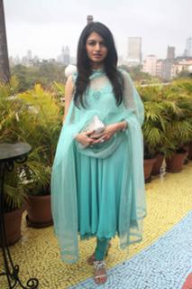 Bhagyashree Patwardhan feet photo 11