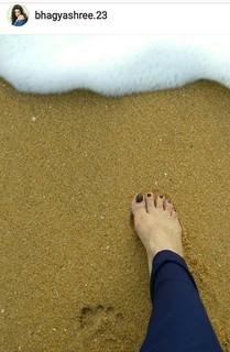 Bhagyashree Patwardhan feet photo 1
