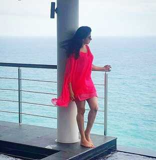 Bhagyashree Patwardhan feet photo 16