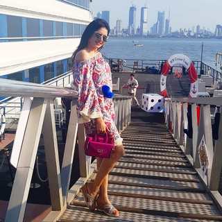 Bhagyashree Patwardhan feet photo 9
