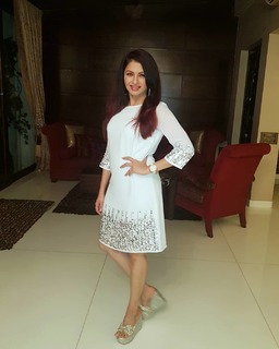 Bhagyashree Patwardhan feet photo 1