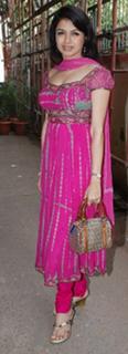 Bhagyashree Patwardhan feet photo 13