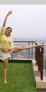 Bhagyashree Patwardhan feet photo 20