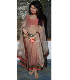 Bhagyashree Patwardhan feet photo 12