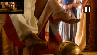 Bhagyashri Borse feet photo 9