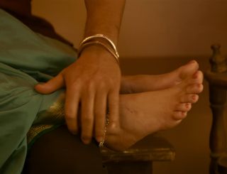 Bhagyashri Borse feet photo 4