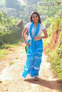 Bhama feet photo thumbnail