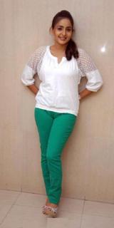 Bhama feet photo thumbnail