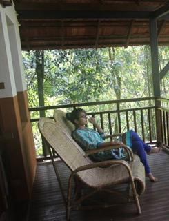 Bhama feet photo thumbnail