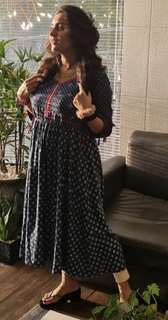 Bhama feet photo thumbnail