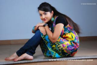 Bhama feet photo thumbnail