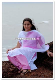 Bhama feet photo thumbnail