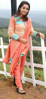 Bhama feet photo thumbnail