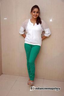 Bhama feet photo thumbnail