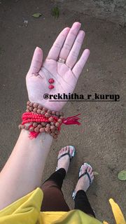 Bhama feet photo thumbnail
