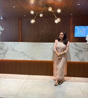 Bhama feet photo 1