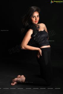Bhanu Sri Mehra feet photo 20