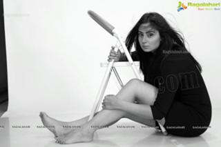 Bhanu Sri Mehra feet photo 19