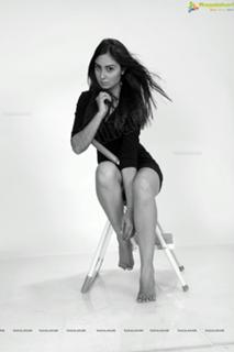 Bhanu Sri Mehra feet photo 8